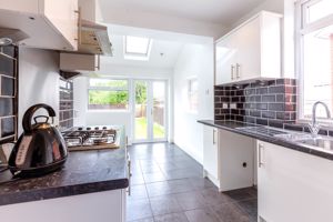 Kitchen diner- click for photo gallery